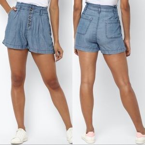 American Eagle high waisted shorts 4
